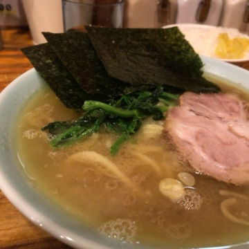 横浜家系ラーメン 洞くつ家紹介画像