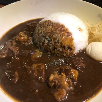 牛すじカレー